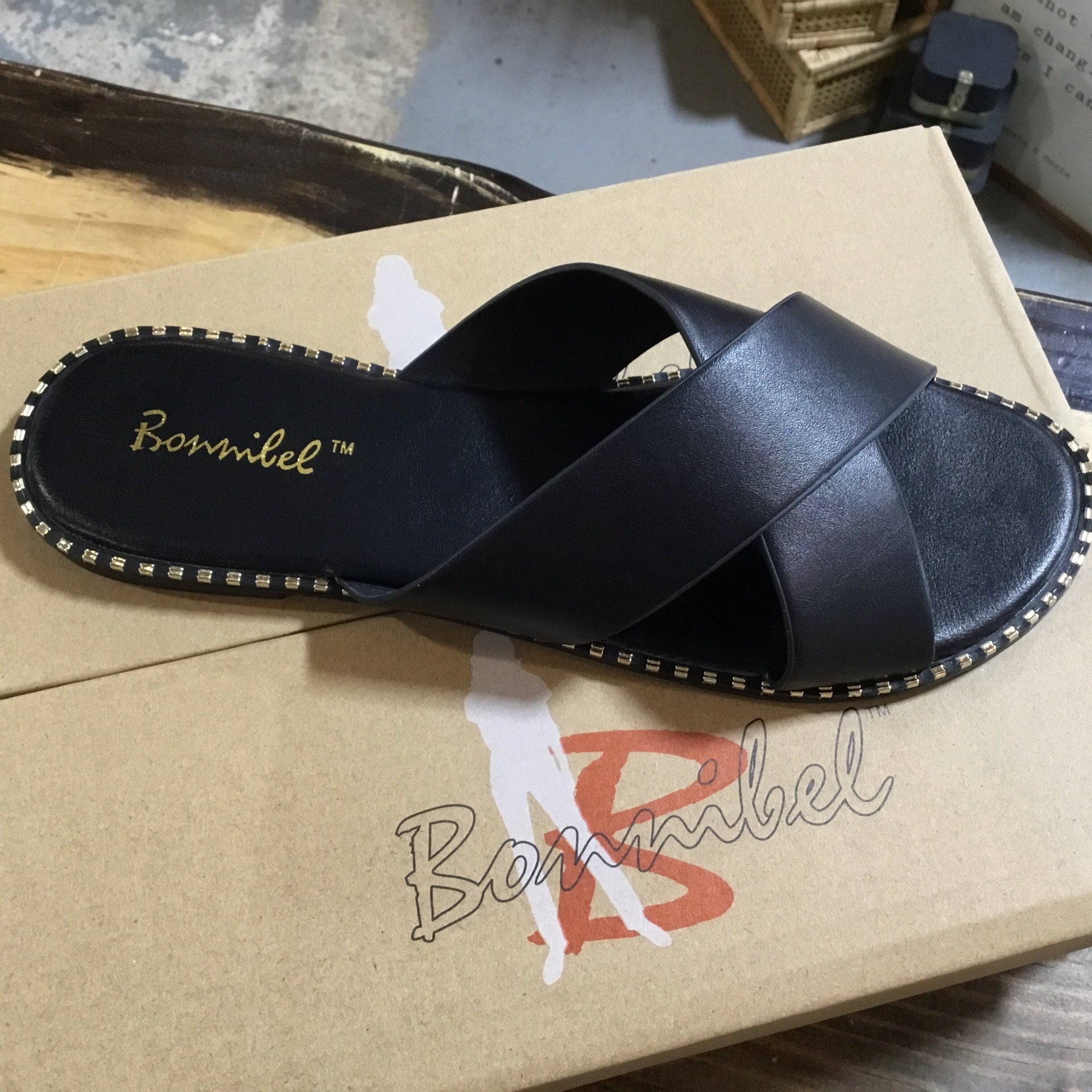 Bonnibel slippers store